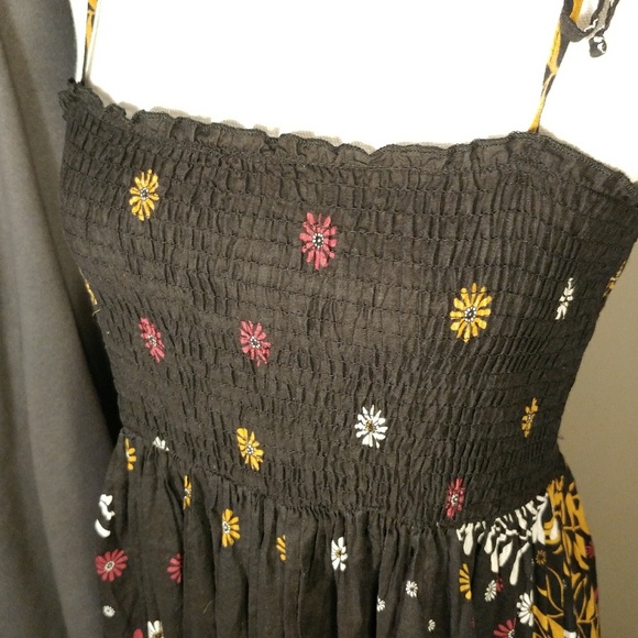 Twenty One Dress - Picture 5 of 8